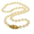 18Kt Yellow Gold Diamond Clasp with 18" Pearl Strand (0.34cts tw)