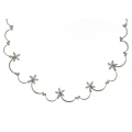 18Kt White Gold Diamond Flower Design Scallop Necklace (2.15cts tw)